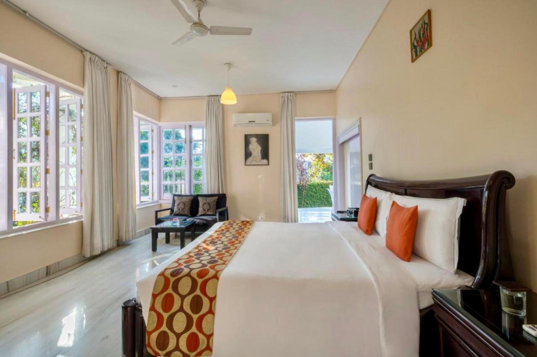 Saffron Leaf W567 Hotel Dehradun Exterior photo
